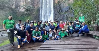 Imagem da notícia Equipe de Alcinópolis participa de curso de qualificação em Ecoturismo e Turismo de Aventura em Costa Rica